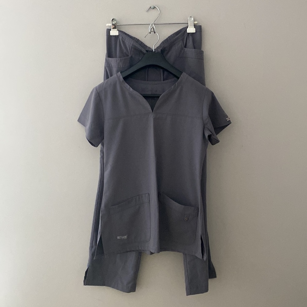 COPY - COPY - Grey’s Anatomy Scrub Set